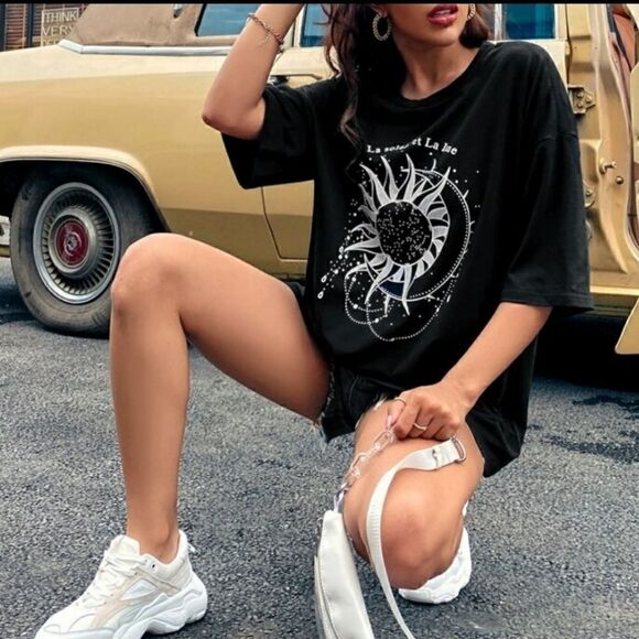 Sun Graphic Tee   - Picture 5 of 5